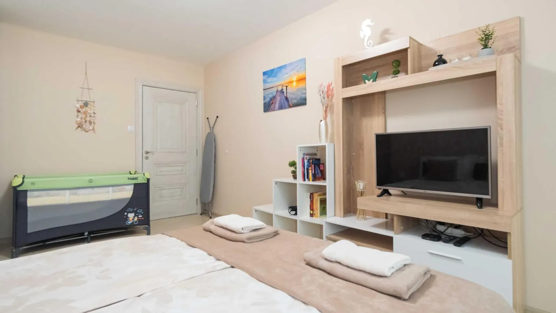 Lazur Delight Apartment Burgas