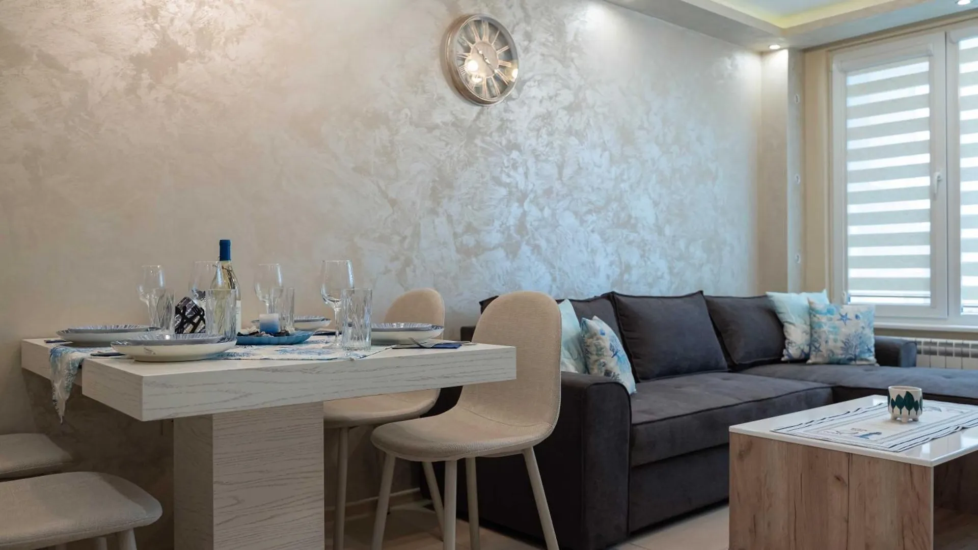 Lazur Delight Apartment Burgas